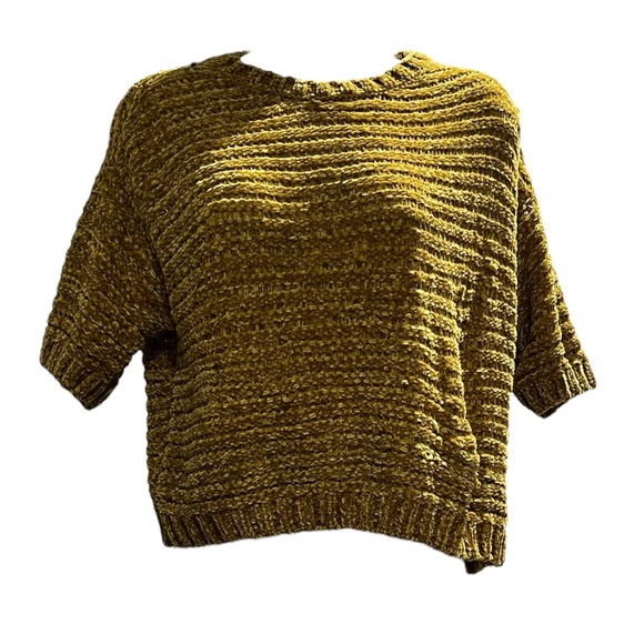 NWT Woman’s size small Open edit Short Sleeve Crop Sweater - Picture 1 of 3